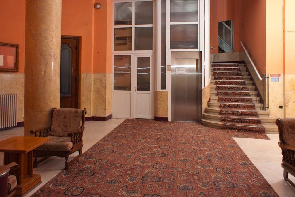 Hotel Cerna 伯伊莱海尔库拉内 外观 照片